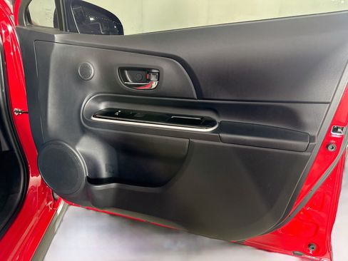 Used 2018 Toyota Prius C Two FWD image 30