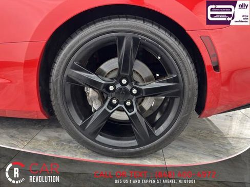 Used 2017 Chevrolet Camaro SS image 10