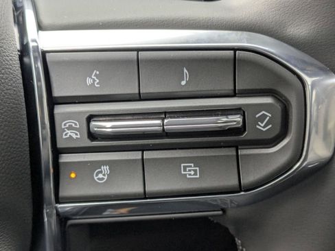 New 2026 GMC Yukon XL Denali w/ Denali Reserve Package image 17