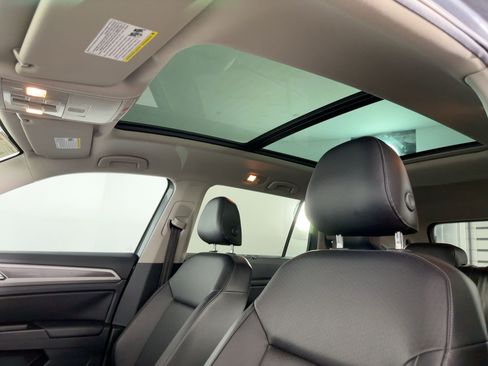 Used 2019 Volkswagen Atlas SEL image 25