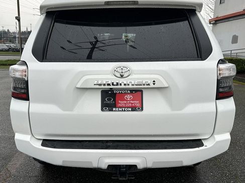 Certified 2024 Toyota 4Runner SR5 image 6