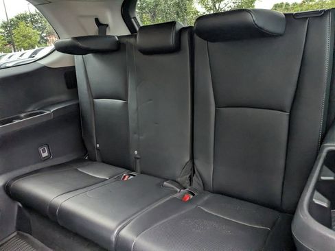 Used 2024 Toyota Grand Highlander AWD image 16