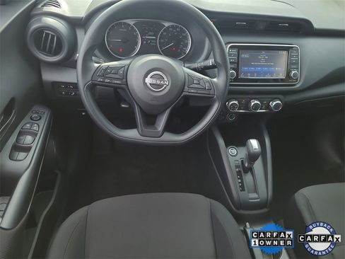 Certified 2025 Nissan Kicks Play S image 12