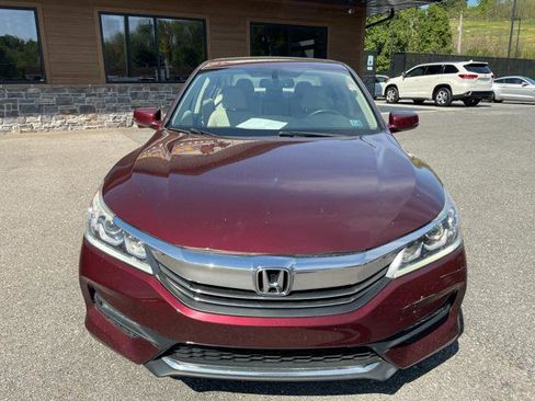 Used 2017 Honda Accord EX-L image 11