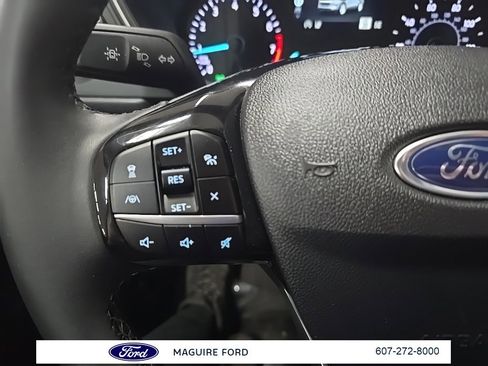 Used 2022 Ford Escape SEL image 20