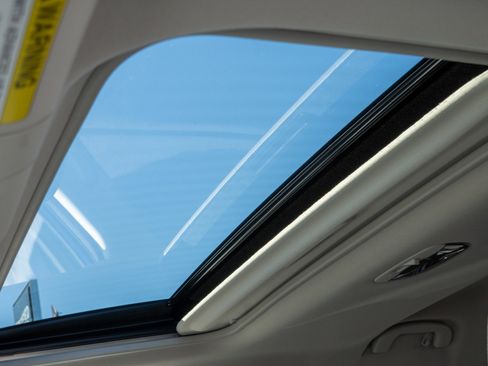 New 2026 Subaru Crosstrek 2.0i Premium image 18