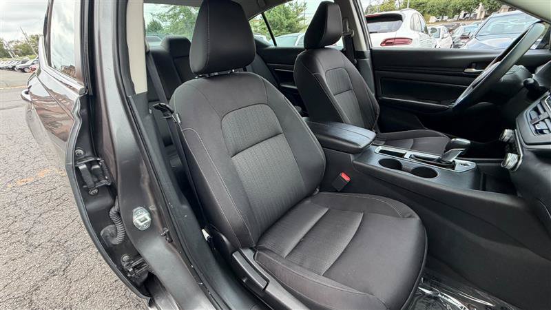 Used 2022 Nissan Altima 2.5 S FWD image 8
