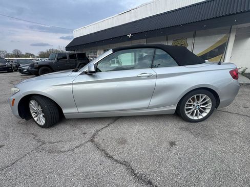 Used 2016 BMW 228i xDrive Convertible image 3