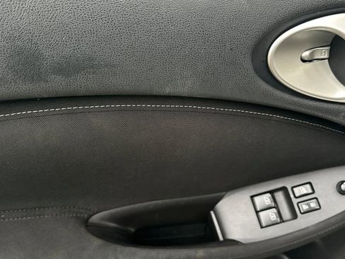 Used 2016 Nissan 370Z Coupe image 12