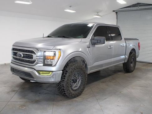 Used 2021 Ford F150 XLT w/ Equipment Group 302A High image 4