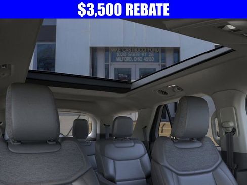 New 2026 Ford Explorer Active image 30