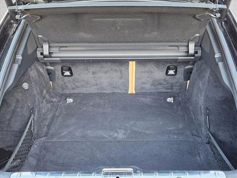 Used 2019 Porsche Panamera image 6