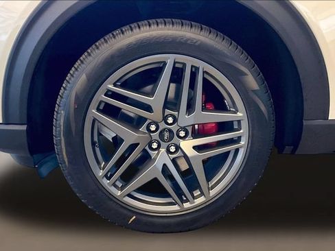 New 2026 Ford Explorer ST-Line w/ ST-Line Street Pack AWD/4WD image 11