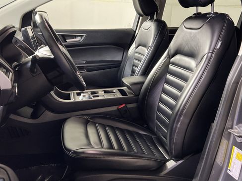 Used 2024 Ford Edge SEL image 11