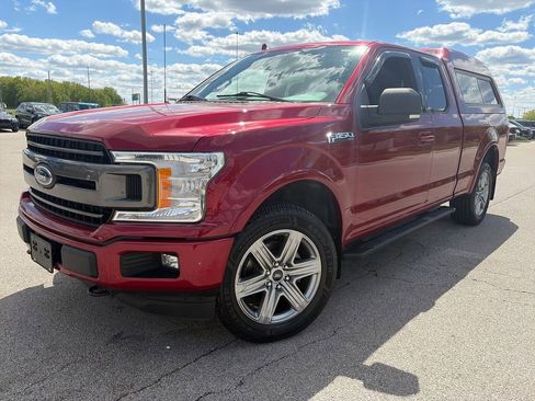 Used 2018 Ford F150 XLT w/ Equipment Group 302A Luxury AWD/4WD image 3