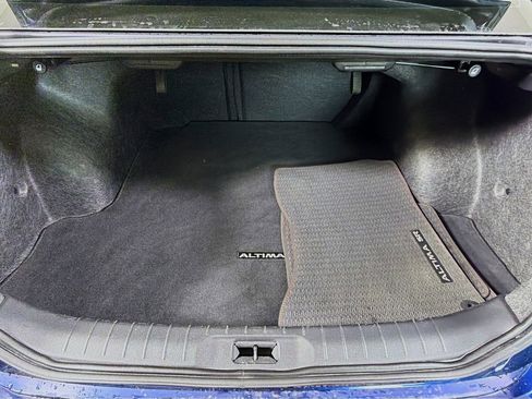 Used 2023 Nissan Altima 2.5 SR image 25