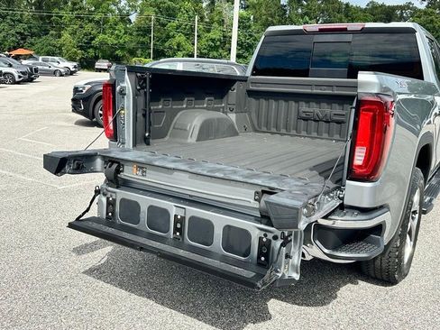 Used 2023 GMC Sierra 1500 SLT w/ SLT Premium Package AWD/4WD image 4