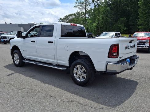 Used 2026 RAM 2500 Big Horn AWD/4WD image 4