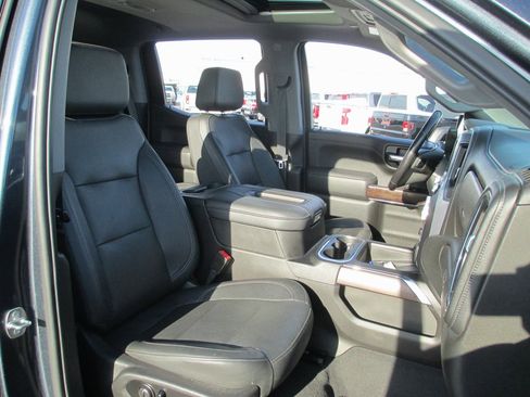 Used 2021 GMC Sierra 1500 SLT w/ SLT Premium Plus Package image 21