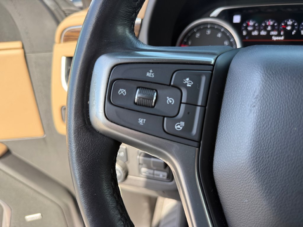 Used 2021 Chevrolet Tahoe Premier w/ Premium Package AWD/4WD image 25