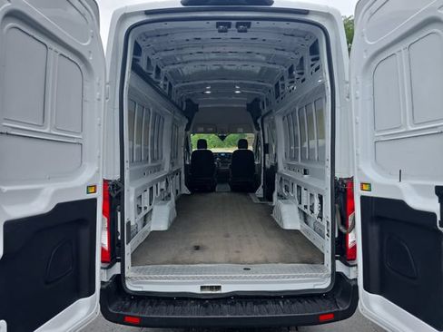 Used 2024 Ford Transit 250 148 High Roof Extended AWD image 26