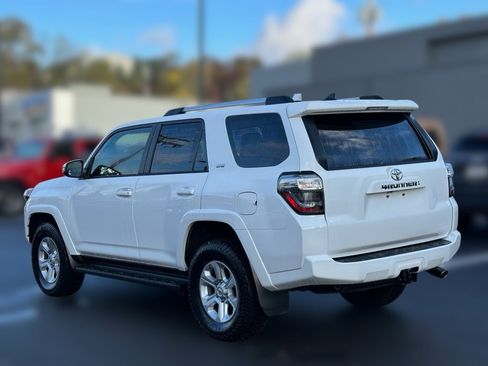 Used 2020 Toyota 4Runner SR5 Premium image 31