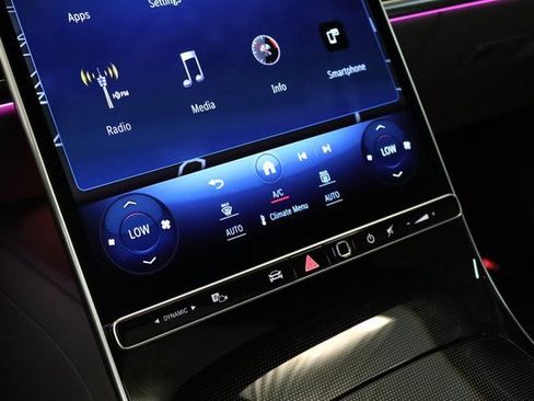 Used 2023 Mercedes-Benz S 580 4MATIC Sedan image 21