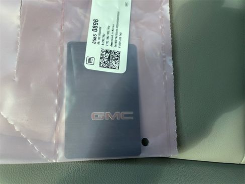 New 2026 GMC Acadia Elevation w/ Super Cruise Package image 27