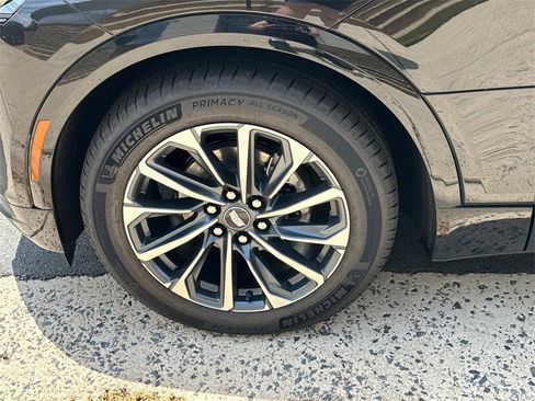 New 2025 Cadillac Lyriq Sport image 7