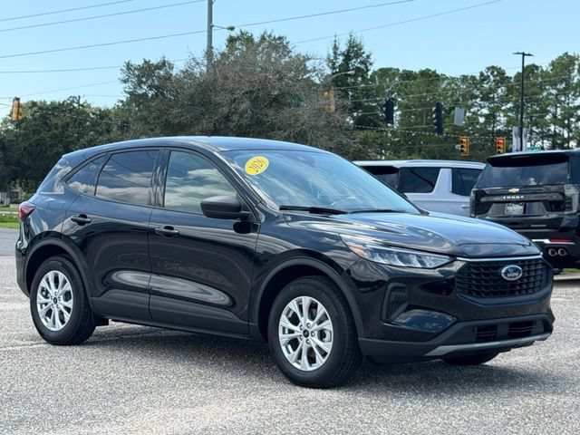 Used 2026 Ford Escape Active w/ Tech Pack #1 FWD image 4