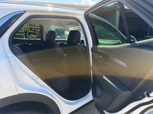 Used 2025 Buick Envision Preferred image 5