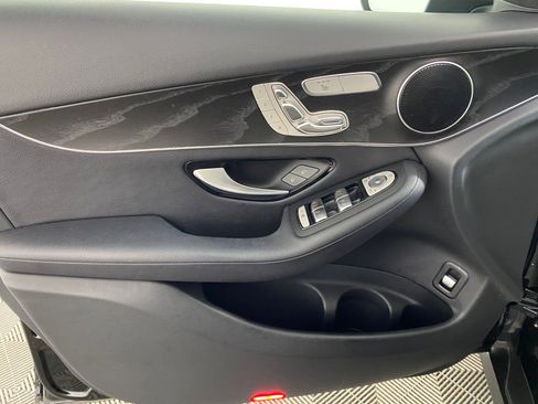Used 2018 Mercedes-Benz GLC 300 image 12