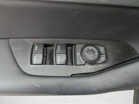Used 2019 Chevrolet Blazer LT FWD image 10