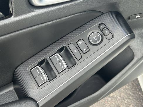 Certified 2024 Honda Civic Touring image 26