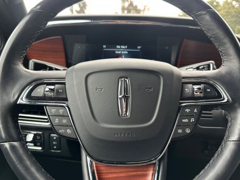 Used 2023 Lincoln Navigator Reserve image 31