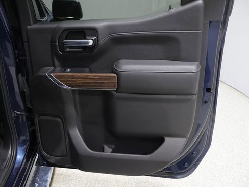 Used 2020 Chevrolet Silverado 1500 High Country w/ Trailer Camera Package image 22