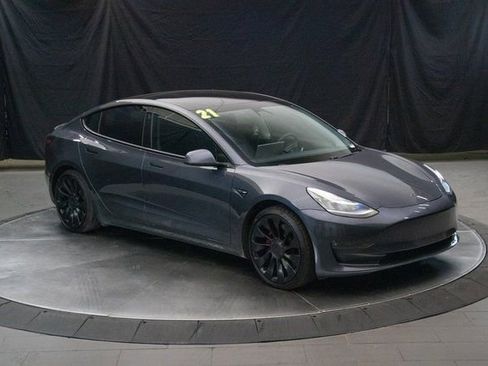 Used 2021 Tesla Model 3 Performance image 2