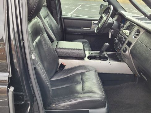 Used 2015 Ford Expedition EL XLT AWD/4WD image 21