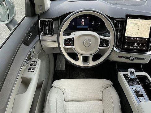 New 2026 Volvo XC90 T8 Ultra w/ Protection Package Premier AWD/4WD image 5