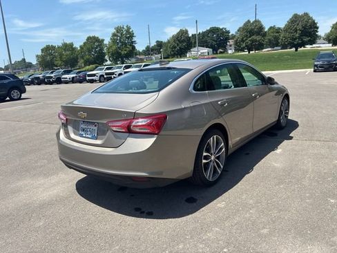 Used 2022 Chevrolet Malibu LT FWD image 9