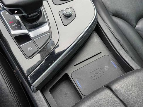 Used 2017 Audi Q7 3.0T Premium Plus AWD/4WD image 34