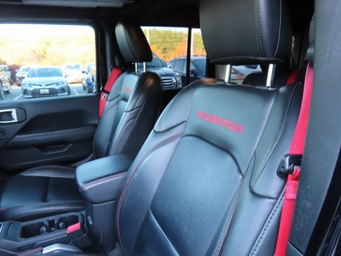 Used 2020 Jeep Wrangler Unlimited Rubicon w/ Quick Order Package 28Y Recon image 30