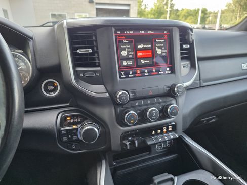 Used 2020 RAM 1500 Big Horn AWD/4WD image 30