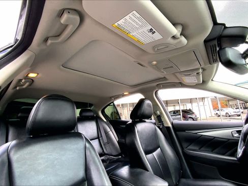Used 2021 INFINITI Q50 Luxe image 13