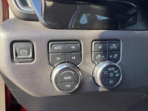 Certified 2022 GMC Sierra 1500 Elevation w/ Elevation Premium Package AWD/4WD image 17