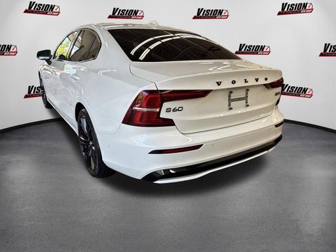 Used 2024 Volvo S60 B5 Plus w/ Climate Package AWD/4WD image 7