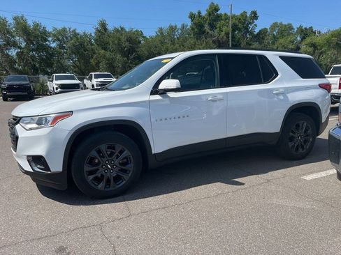 Used 2020 Chevrolet Traverse RS FWD image 8