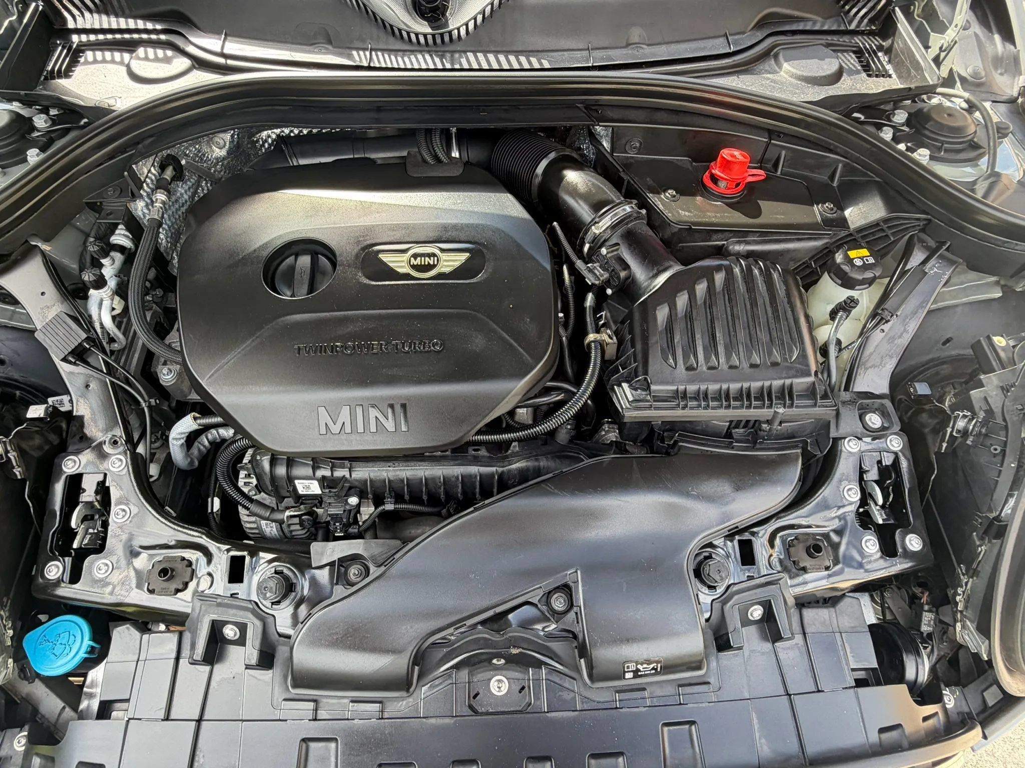 Used 2016 MINI Cooper Clubman FWD image 38