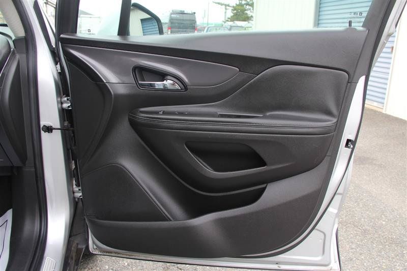 Used 2019 Buick Encore Essence AWD/4WD image 18