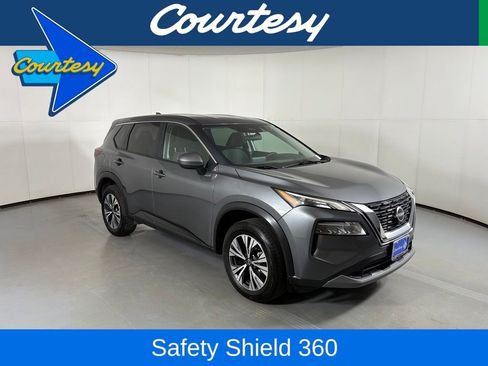 Used 2023 Nissan Rogue SV FWD image 1